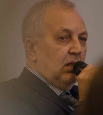 Полиция завершила расследование нападения на Макарова — он ранил себя сам Полиция завершила расследование нападения на Макарова — он ранил себя сам