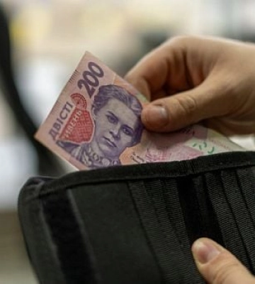 Продукти, курси іноземних мов, вивезення сміття: що здорожчало на Дніпропетровщині за липень