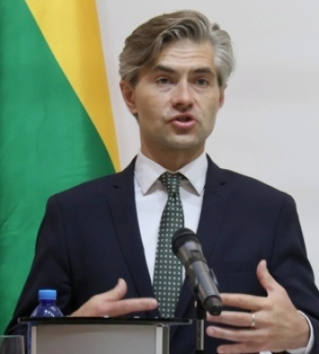 Глава МЗС Литви закликав посилити тиск на Росію після нічного обстрілу Києва