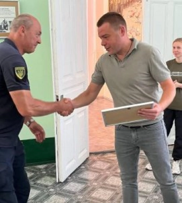 У Миколаївському Центрі підготовки громадян до національного спротиву завершили 45-годинний вишкіл ще дві групи слухачів з міста&amp;hellip;