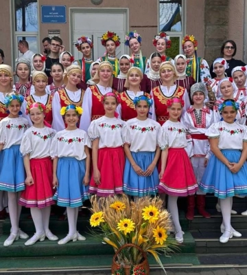 Зразковий хореографічний ансамбль «Конфетті» із Рені переміг у престижному Міжнародному фестивалі мистецтв Зразковий хореографічний ансамбль «Конфетті» із Рені переміг у престижному Міжнародному фестивалі мистецтв