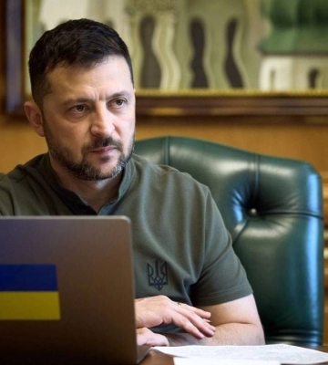 Дарувати землю окупанту не будемо — Зеленський про вимогу віддати території Росії
