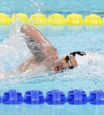 12-річна китайська плавчиня здобула бронзу чемпіонату світу