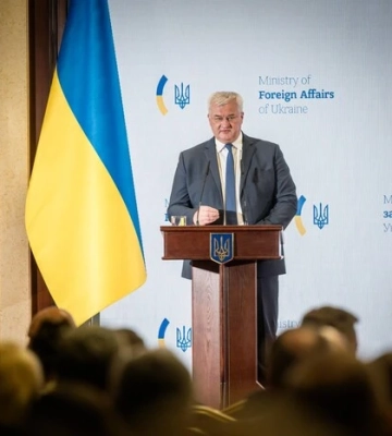 Україна до кінця року відкриє нові посольства: список