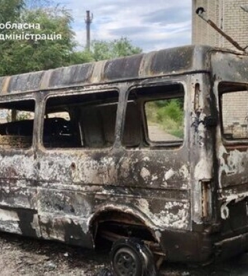 У Запорізькій області росіяни атакували дронами цивільну автівку