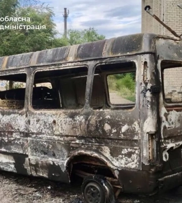 У Запорізькій області росіяни атакували дронами цивільну автівку
