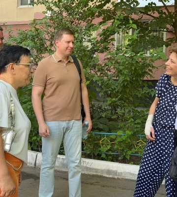 Безоплатне житло для дітей-сиріт: родина отримала квартиру в Одесі