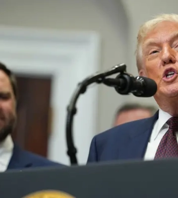 &quot;Це огидно&quot;: Трамп зробив низку заяв після удару РФ по Києву і заговорив про санкції