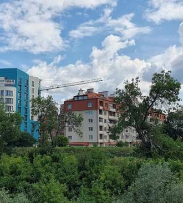 Ціни продовжують зростати: скільки зараз коштують квартири в Ужгороді