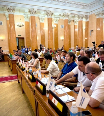 В Одесі виділили кошти на протиаварійні роботи в девʼятиповерхівці, яка частково обвалилася після атаки РФ