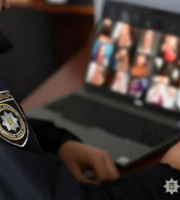Працівник служби у справах дітей на Тернопільщині уник покарання за зберігання дитячого порно