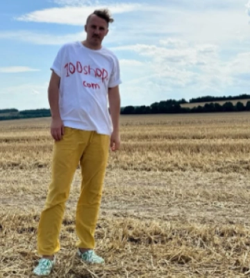 У пошуках витоків роду: Євген Клопотенко відвідав Черкащину та поділився враженнями