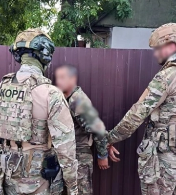 В Житомирской области мужчина угрожал полицейским гранатой