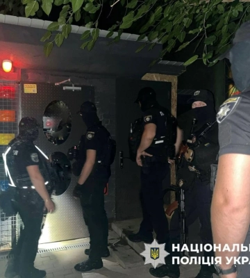 У Києві в День жалоби влаштували гучну вечірку у клубі: адміністрацію та відвідувачів затримала поліція