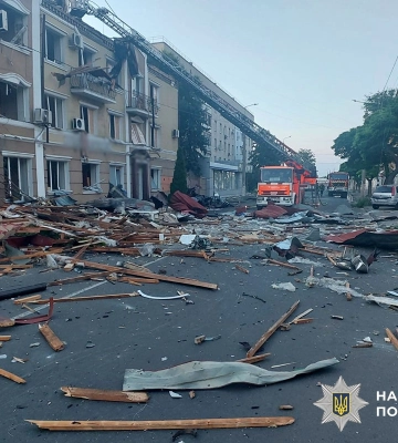 Бомбами та дронами: російські окупанти атакували 18 населених пунктів Донеччини 