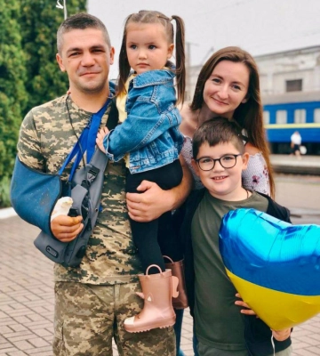 «Їхала з надією, що він живий, а поверталася додому з його тілом»: спогади дружини про полеглого Героя з Волині