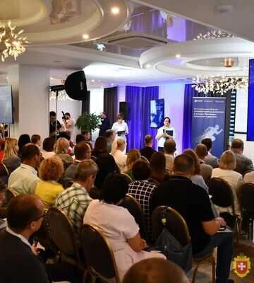 Реабілітація військових і цивільних: у Рівному обговорили ефективність послуг Реабілітація військових і цивільних: у Рівному обговорили ефективність послуг