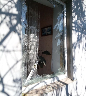 Пошкоджені будинки, підприємства та електромережі: ворог атакував Дніпропетровщину