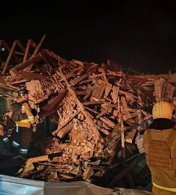 У Миколаєві пролунали вибухи: трьох людей госпіталізували