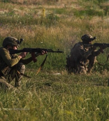Военным могут отказывать в увольнении из-за родственников за границей: что решил суд