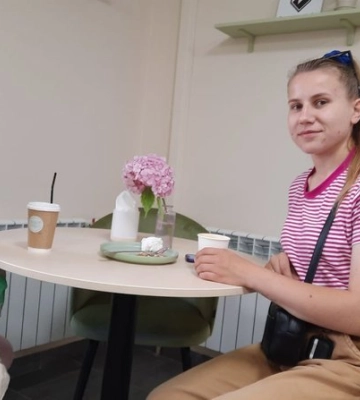 Донька військовослужбовця відкрила кав'ярню-кондитерську у Луцьку: як працює ветеранський бізнес