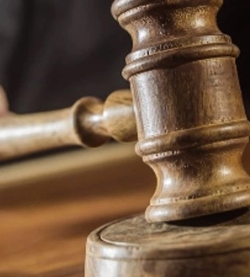 Удар кулаком обійшовся в 850 гривень: суд покарав пенсіонера на Одещині