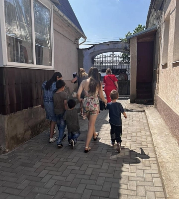 У Миколаєві через неналежне виховання та утримання з сімʼї вилучили пʼятьох дітей