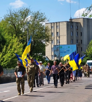 Ковельська громада провела в останню земну дорогу воїна Дмитра Лисюка 