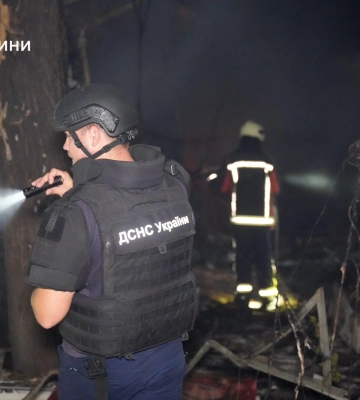У Одеській області через ворожі обстріли горіли радіоринок, гуртожиток та приватний дім