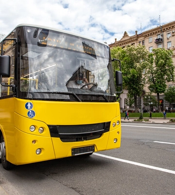 Банківською карткою тепер можна розрахуватися в будь-якому громадському транспорті Києва