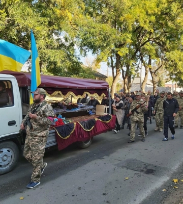 В Одеській області попрощалися із Героєм, що загинув під час артилерійського обстрілу на Херсонщині, - ФОТО
