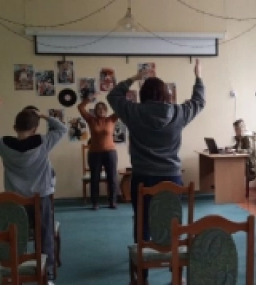 У рівненській бібліотеці опановують стародавню китайську гімнастику