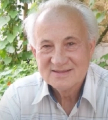 Помер письменник та перекладач Нузет Умеров