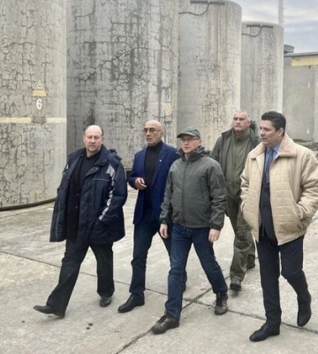 Аксенов с чиновником из администрации Путина приехал в Херсон