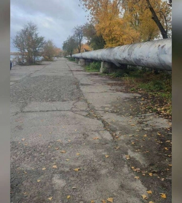 У Дніпрі з набережної прибрали сміттєзвалище, яке влаштували відпочивальники