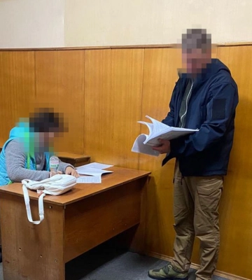 У Миколаєві затримали агентку РФ, яка &quot;полювала&quot; за місцями дислокації літаків ЗСУ