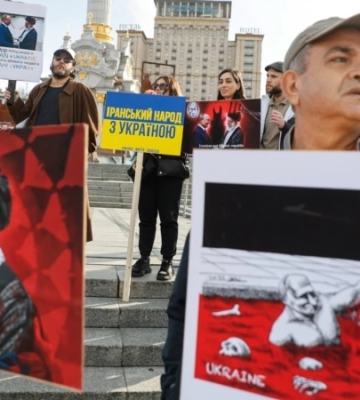Іранська діаспора України влаштувала протест у Києві: чого вимагають (Відео)