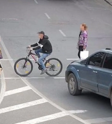 В Одессе средь бела дня ограбили ребенка