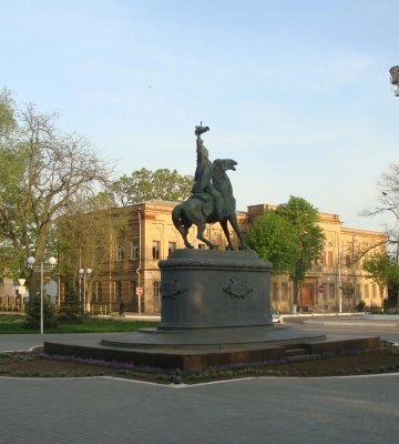 Влада Ізмаїла вирішила перенести пам&#039;ятник Суворову з центрального проспекту