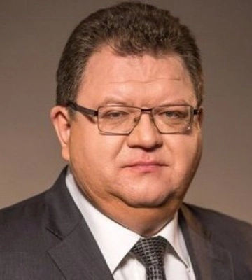 Зеленський відповів на петицію про позбавлення громадянства судді Львова, у якого виявили паспорт РФ: доручив комісії вивчити питання