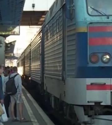 &quot;Укрзалізниця&quot; анонсувала поїзди до Донецька, Луганська та Сімферополя: Юрій Горбунов у захваті