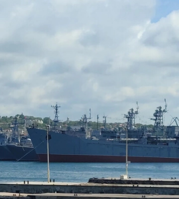 Окупанти заявили про атаку безпілотників на їхні кораблі в Криму