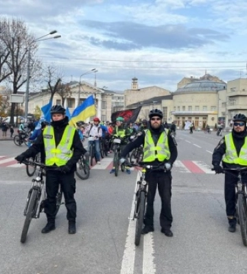 У Києві відбувся благодійний велопробіг на підтримку родин військовослужбовців