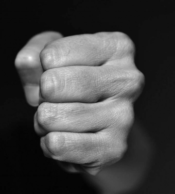 У Німеччині побили хлопця з Дніпра за відмову підтримати росію