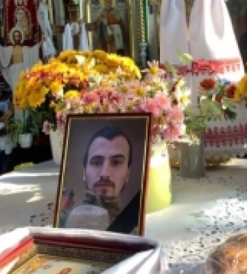 Жителі Іваничівської громади провели в останню путь Героя – Івана Павлишина