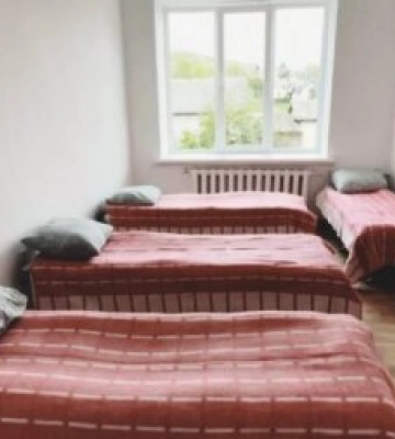 На Рахівщині  у селищі Ясіня у старій будівлі облаштували центр для проживання ВПО
