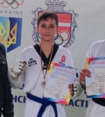 Двоє жителів Рівненщини отримали срібні медалі з тхеквандо