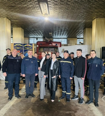Для рятувальників деокупованого Ізюма зіграв оркестр (відео)