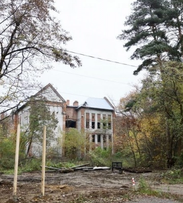 Львів заблокував приватне будівництво у Брюховичах на території недобудованої школи