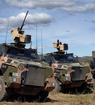 Австралія надасть Україні ще 30 бронемашин Bushmaster